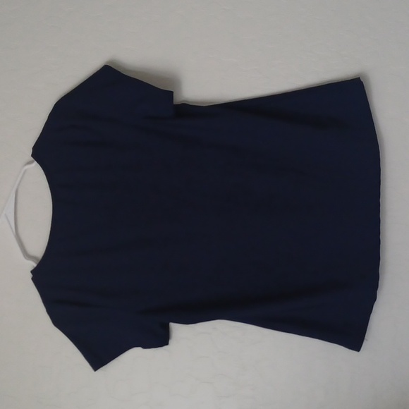 Navy Blue Blouse With Ruching And Gold Accent Womans Size Petite Medium - Picture 4 of 6